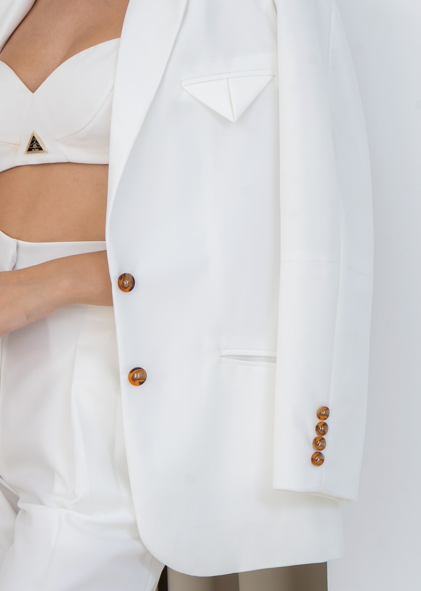 Wide Shouldered Blazer