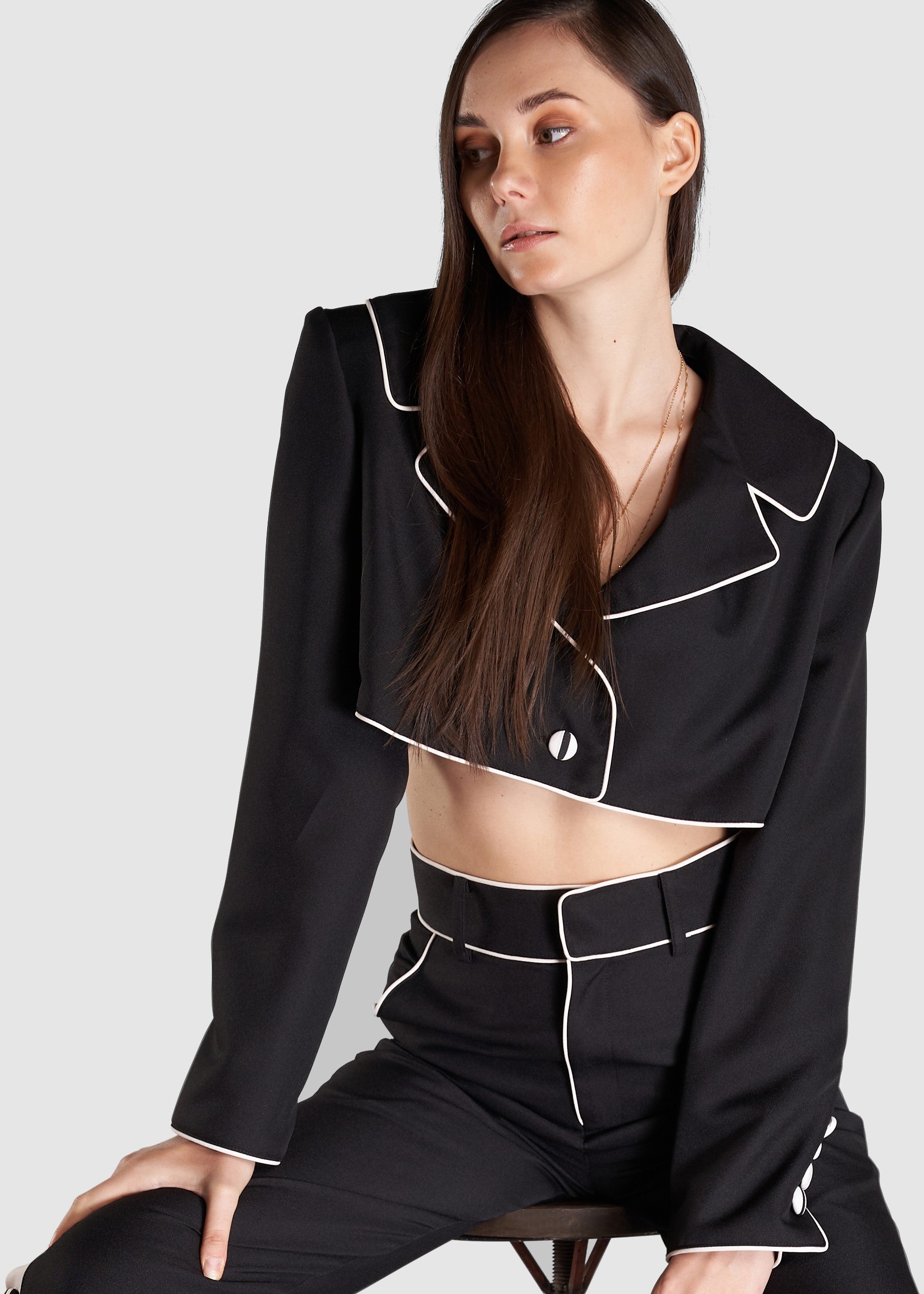 010 Cropped Blazer with Piping